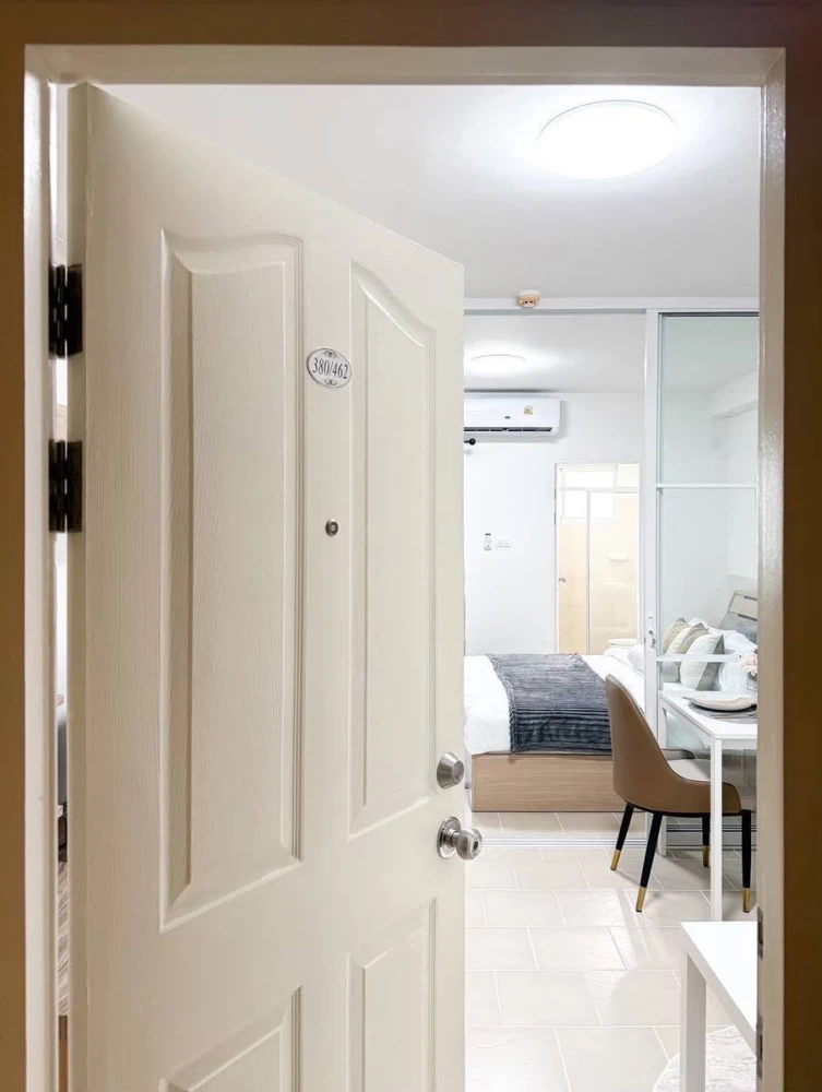For rent: City Home Rattanathibet, beautifully decorated minimalist room with complete amenities. Book now!