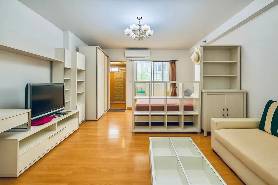 For rent: City Home Sukhumvit 101, 7th floor, fully furnished, very livable. Book now before it's too late!