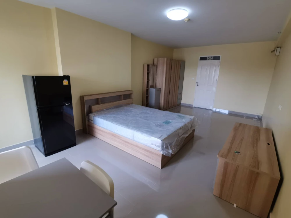 City Home Sukhumvit 101 for rent. Spacious rooms with ample living space at an amazing price. Book now! Don't miss out!