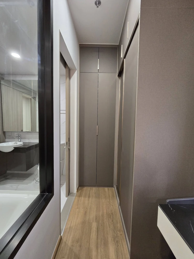 Condo for rent at Cloud Thonglor-Petchaburi. The unit is tastefully decorated, inviting, and fully equipped with appliances—book now before it’s gone!