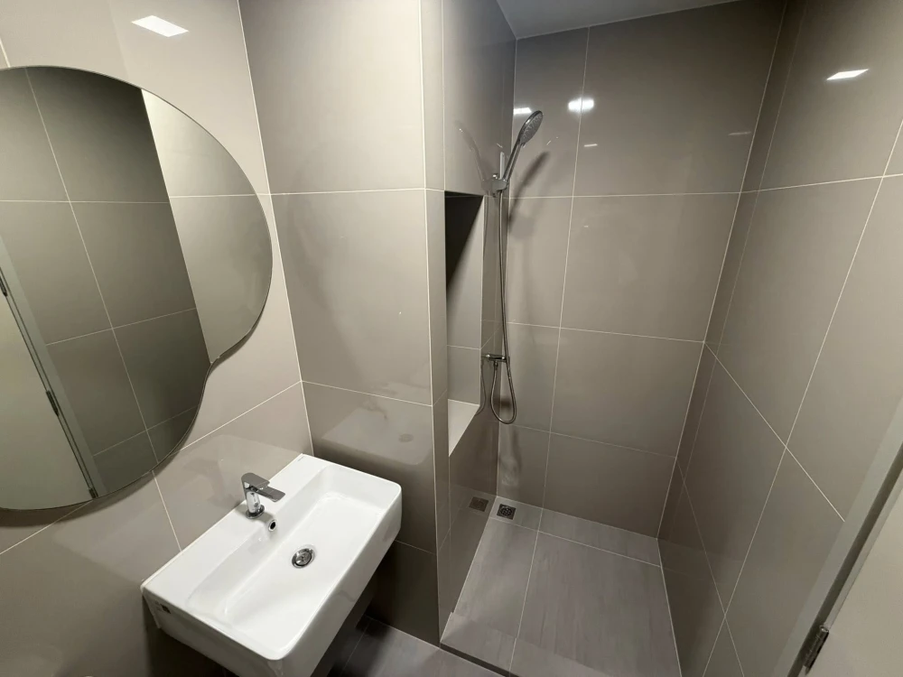 For rent: COBE Kaset Sripatum, 1 bedroom, 1 bathroom. Great location, convenient transportation, and fully furnished. Book now!
