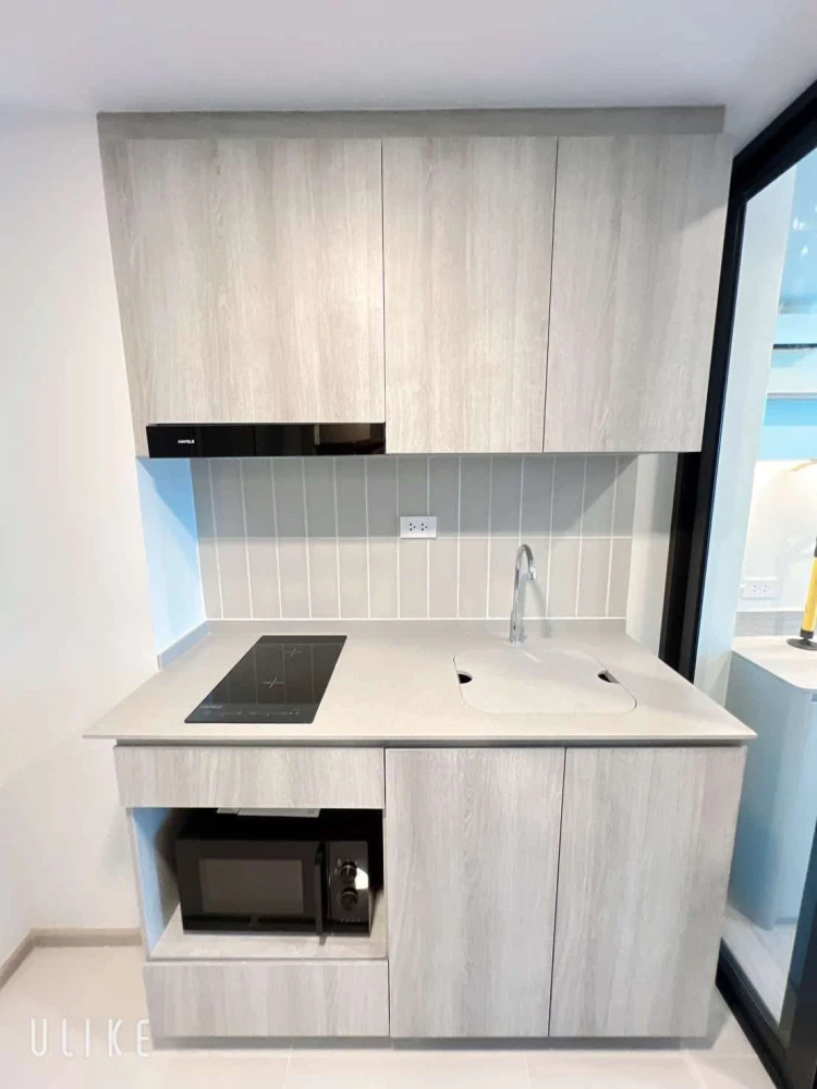 For rent: COBE Kaset-Sripatum, corner unit, private and well-separated, fully furnished with appliances.