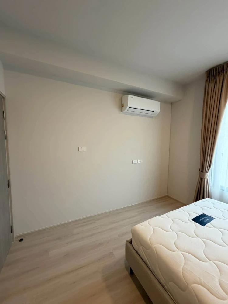 For rent: COBE Ratchada Rama 9. Spacious room with ample usable space and complete amenities. Book now!