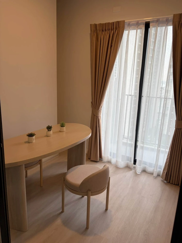 For rent: COBE Ratchada Rama 9. Spacious room with ample usable space and complete amenities. Book now!
