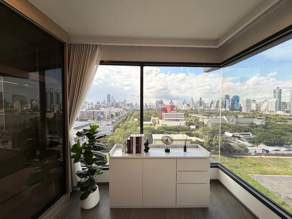 COCO PARC condo for rent, 16th floor, fully furnished. Book now!