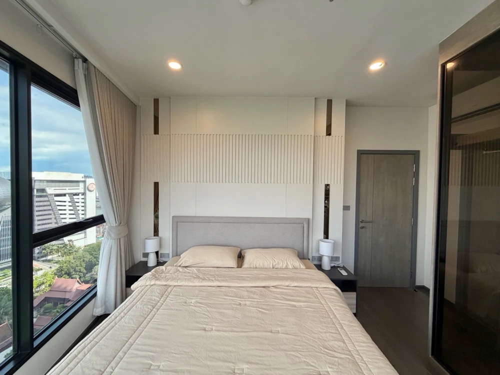 COCO PARC condo for rent, 16th floor, fully furnished. Book now!