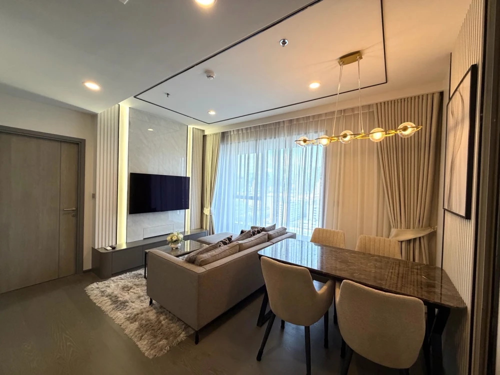 COCO PARC condo for rent, 16th floor, fully furnished. Book now!