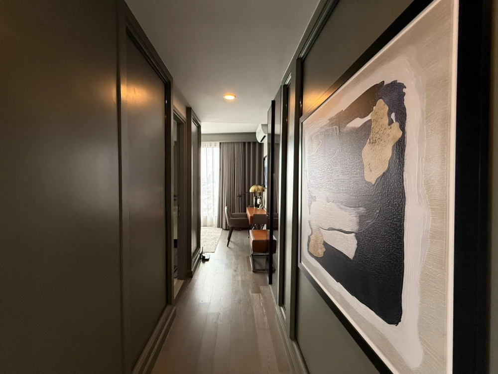For rent: COCO PARC, 32nd floor. Nice, fully furnished unit. Book now! Don't wait!