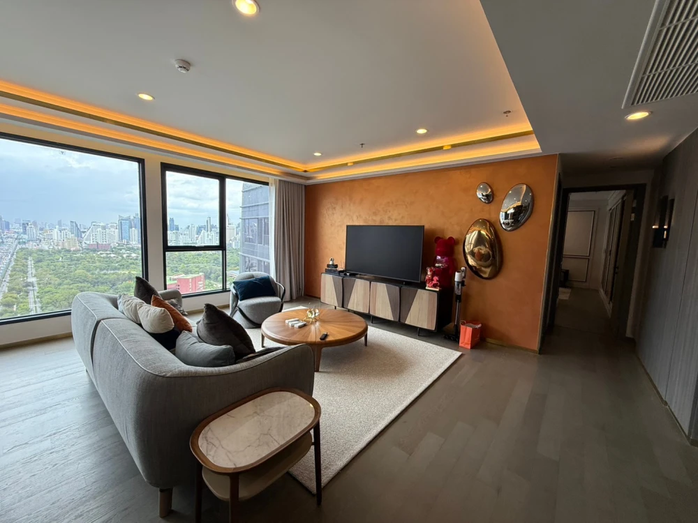 For rent: COCO PARC, 32nd floor. Nice, fully furnished unit. Book now! Don't wait!