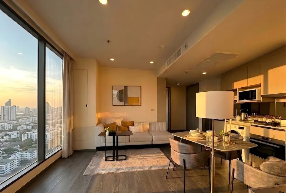 For rent: Beautiful and comfortable condo at COCO PARC, fully furnished. Book now!