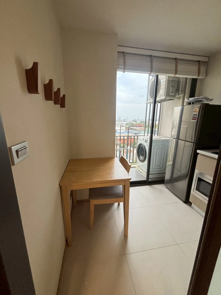 For rent: Cocoon Rama 9, 8th floor, fully furnished unit. Very comfortable and ready to move in. Book now! Don't miss out! Hurry!