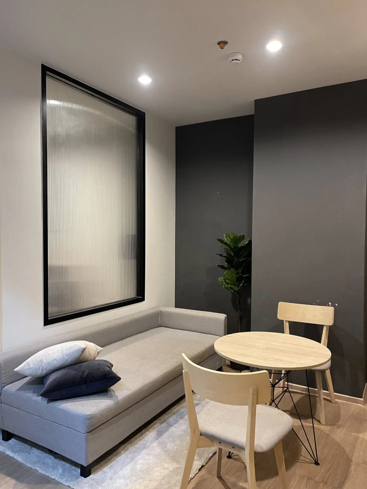 For rent: Common TU, 12th floor, fully furnished room, ready to move in, just bring your bags, don't miss out!