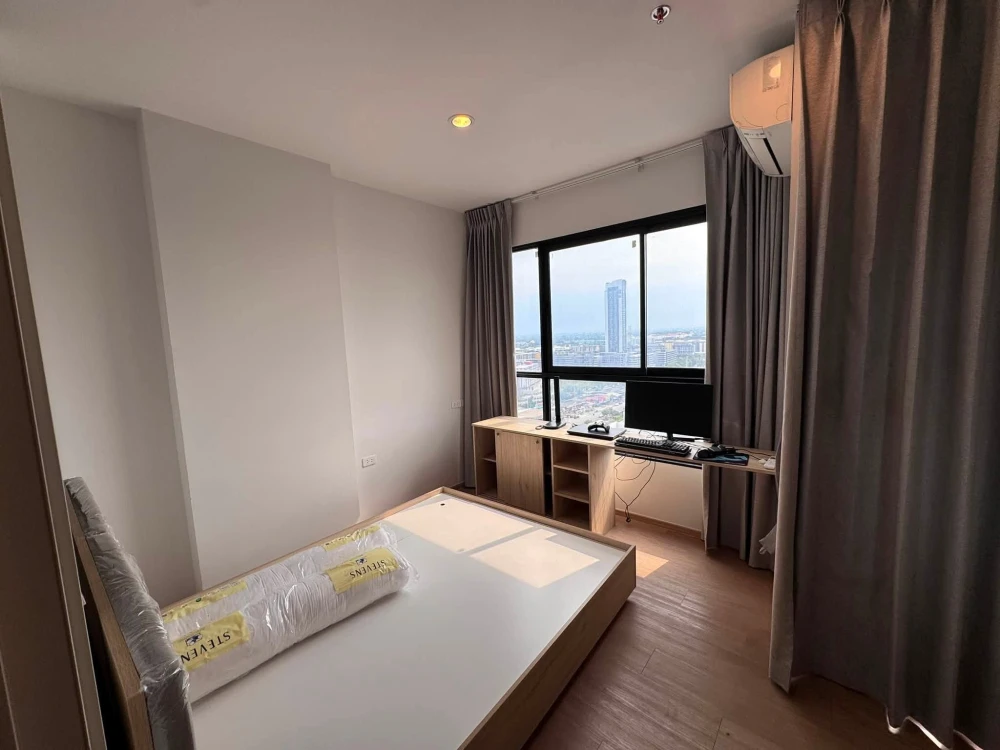 Common TU, 17th floor, fully furnished unit for rent. Book now! Don't miss out!