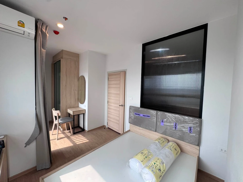 Common TU, 17th floor, fully furnished unit for rent. Book now! Don't miss out!