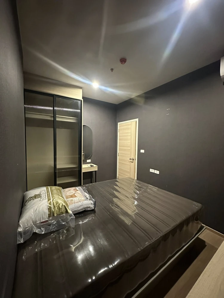 For rent: Common TU, 25th floor, fully furnished room, ready to move in, just bring your bag!