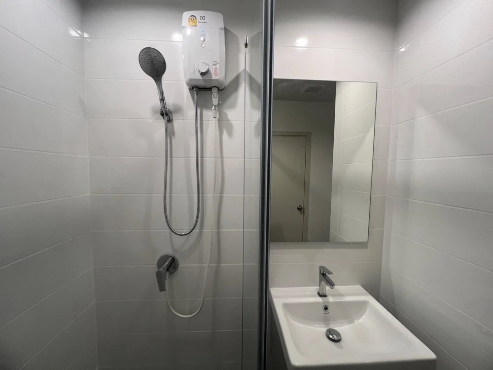 Common TU apartment for rent. Ready to move in, fully furnished, high floor, great location. Book now before it's too late!!!