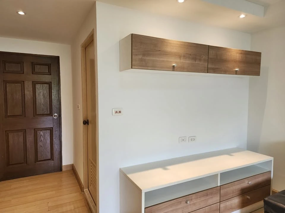 Condo Champs Elysees Chaengwattana for rent. Ready to move in, fully furnished. Book now!