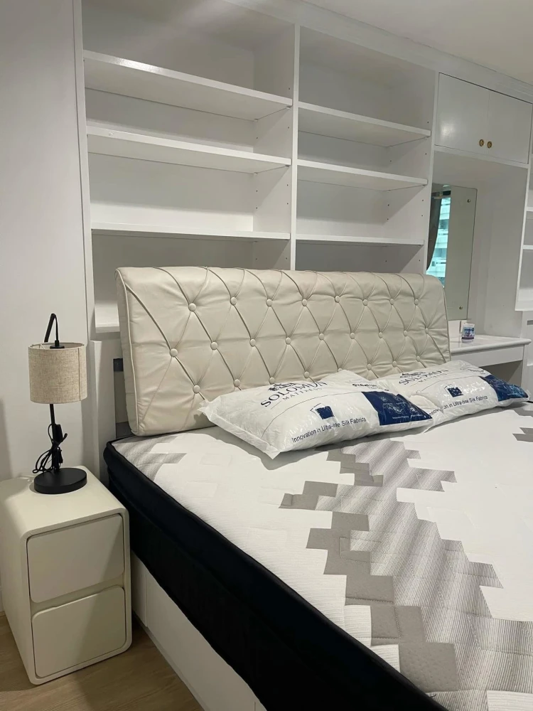 Condo Diamond Tower for rent, ready to move in, high floor, fully furnished, spacious, reserve now.