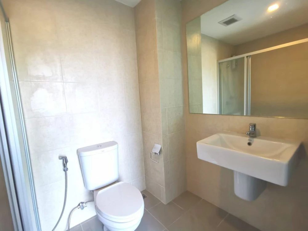 Condo for rent Kensington Laemchabang - Sriracha, separate rooms, perfectly divided into zones, hurry and reserve now.