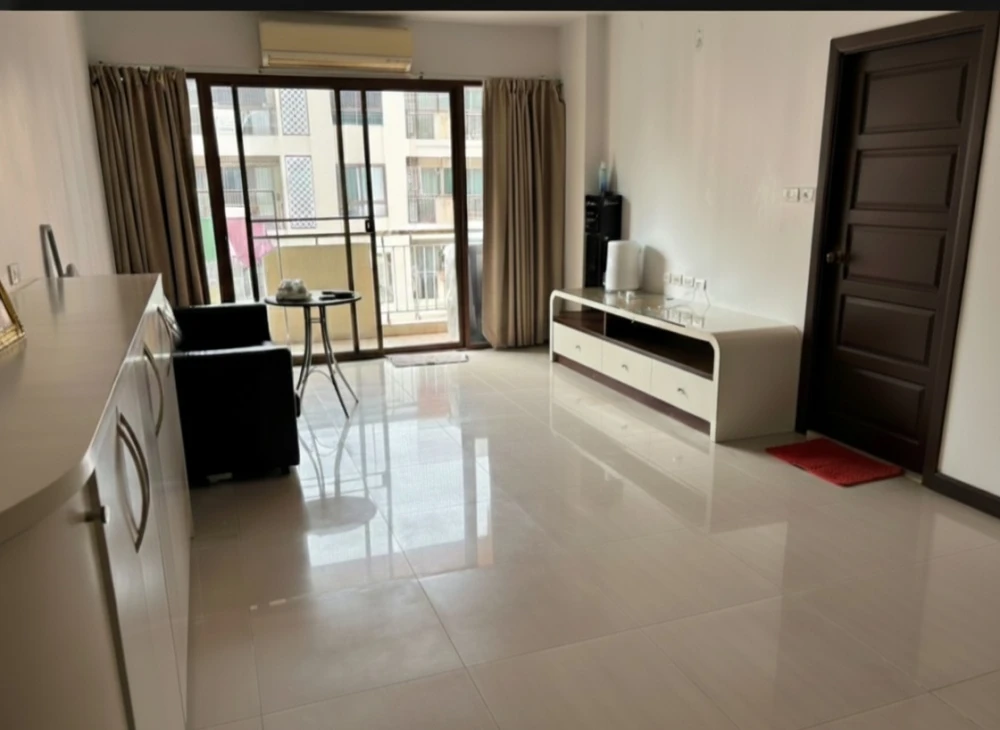Condo for rent, Klangkrung Resort Ratcha, 7 rooms, ready to move in, fully furnished, spacious room, reserve now.