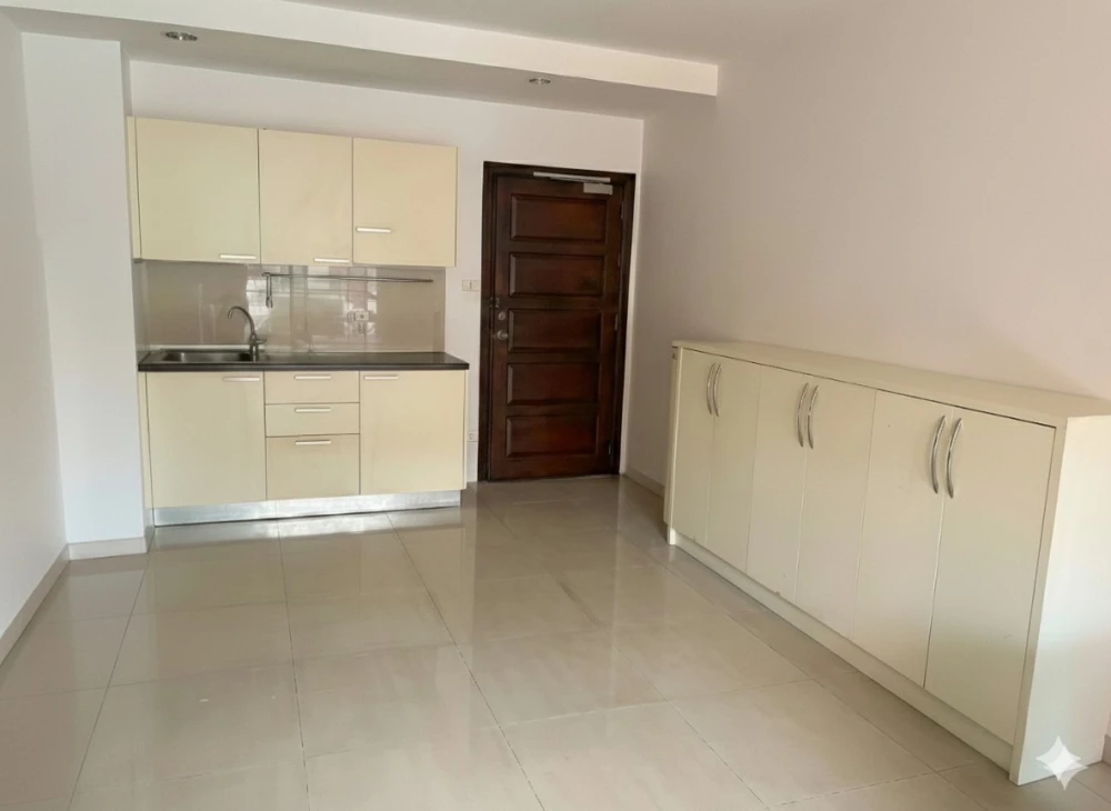 Condo for rent, Klangkrung Resort Ratcha, 7 rooms, ready to move in, fully furnished, spacious room, reserve now.