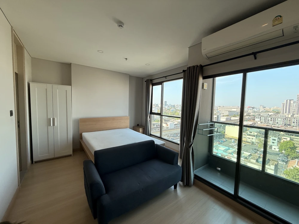 Condo for rent, Lumpini Park Phahon 32, studio room, 12th floor, beautiful view, fully furnished, northeast facing (not hot). Book now!