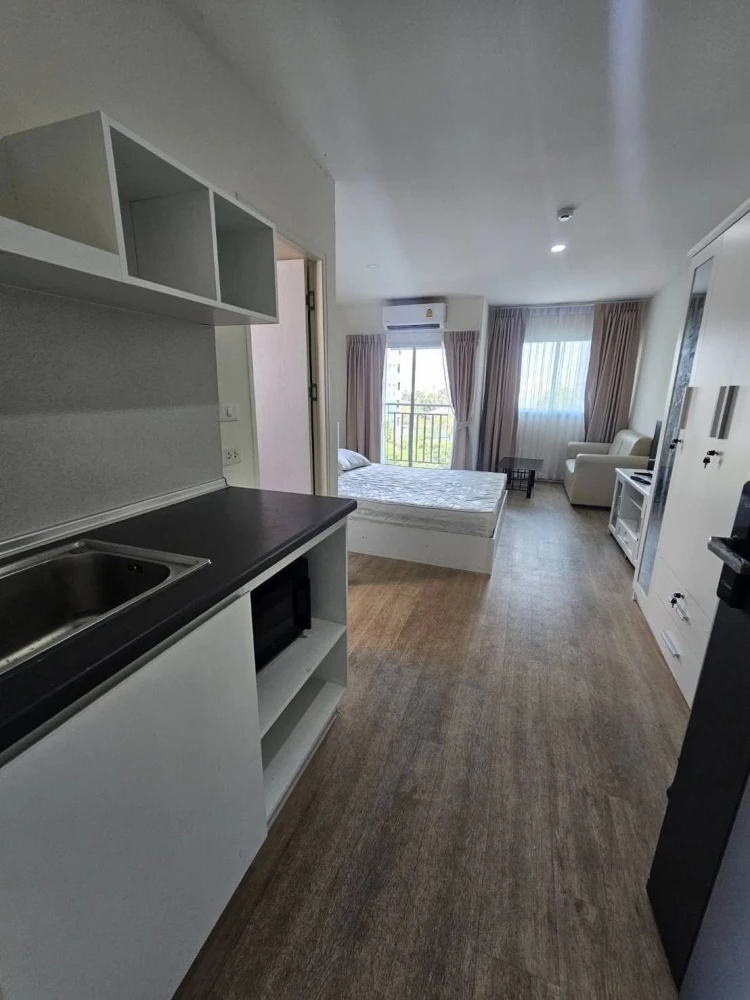 Condo for rent: Lumpini Ville Chaengwattana 10, low floor, corner unit, spacious and comfortable. Book now!