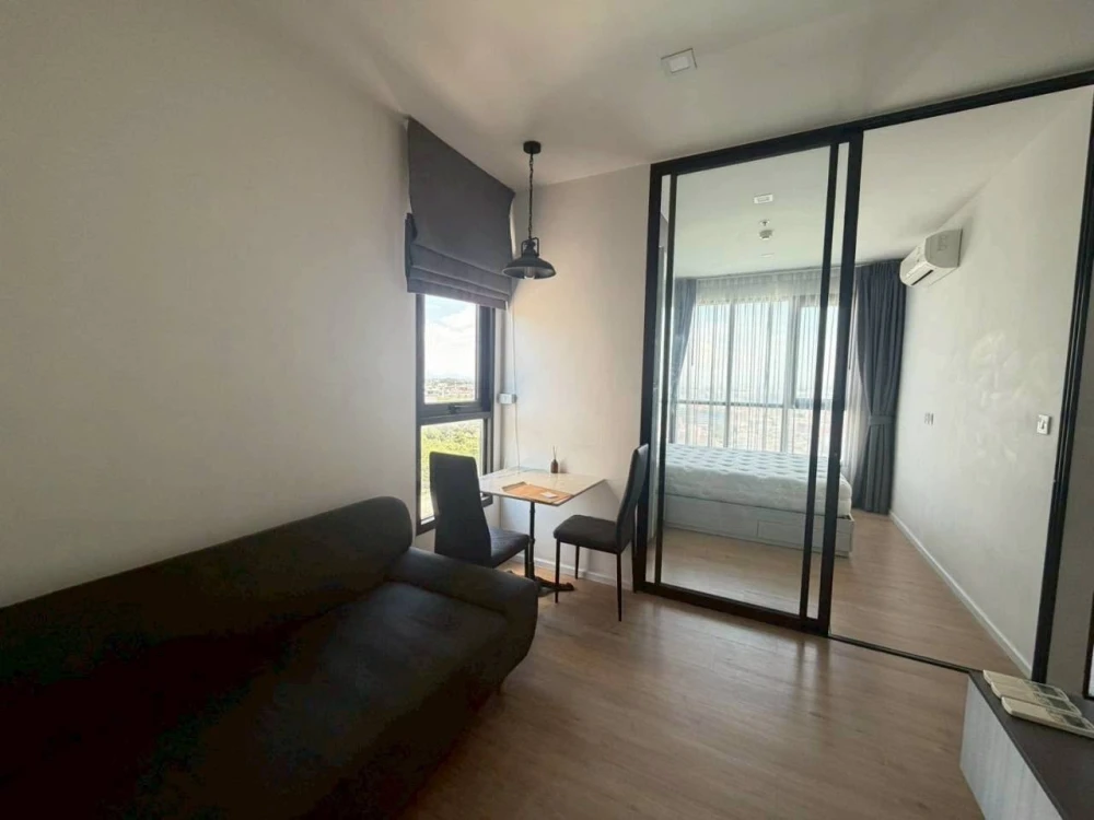 Condo for rent: Notting Hill Leamchabang, high floor unit, fully furnished. Book now!
