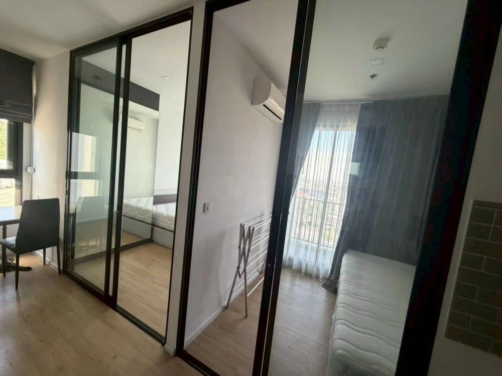 Condo for rent: Notting Hill Leamchabang, high floor unit, fully furnished. Book now!
