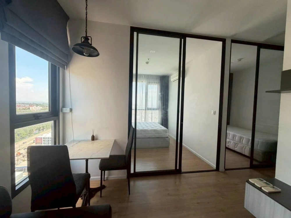 Condo for rent: Notting Hill Leamchabang, high floor unit, fully furnished. Book now!