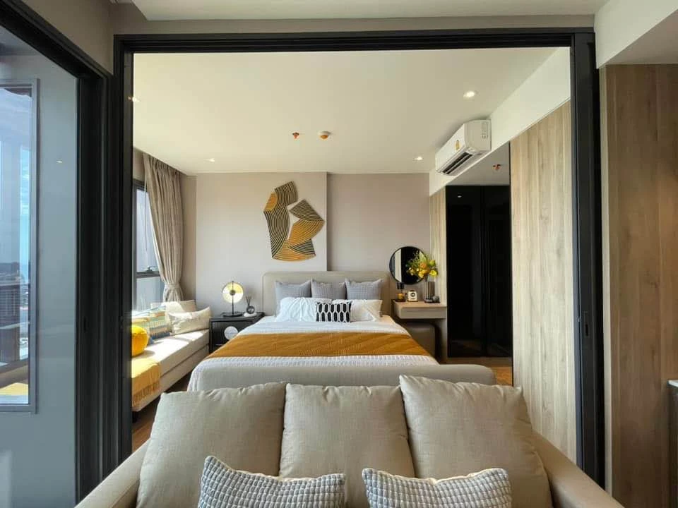 Condo for rent ONCE PATTAYA, high floor, sea view, spacious room, nice to live in, hurry and reserve now.