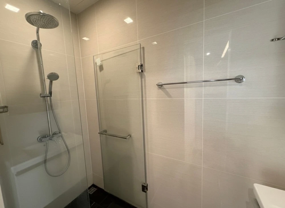 Condo Park 24 Origin Phrom Phong for rent. Nice unit, fully furnished. Book now! Spacious and comfortable.