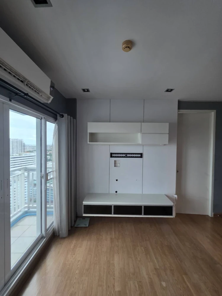 Condo Parkland Grand Taksin-Tha Phra for rent, ready to move in, fully furnished, just bring your bag+++