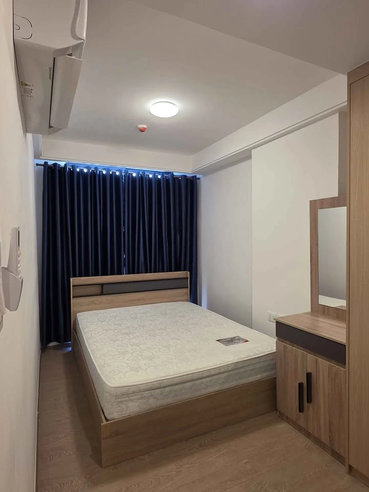 Condo Regal Srinakarin 40 for rent. Ready to move in, affordable price, and fully furnished. Book now before it's too late! images