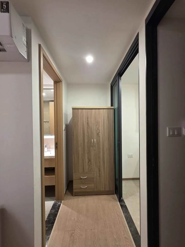 Condo Regal Srinakarin 40 for rent. Ready to move in, affordable price, and fully furnished. Book now before it's too late!
