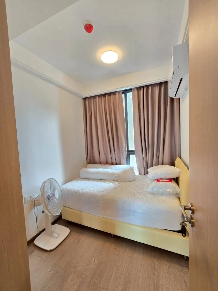 Condo Regal Srinakarin for rent, 40 rooms, ready to move in, fully furnished, spacious and comfortable rooms, hurry and reserve now!