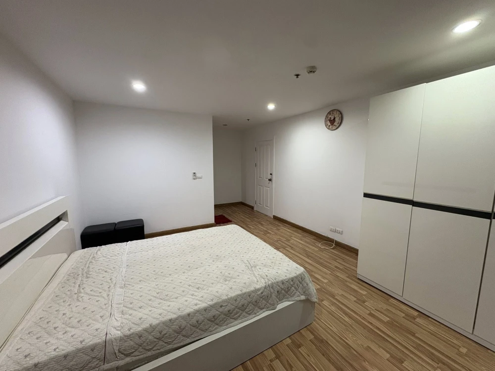 Condo for rent: Regent Home 15 Chaeng Watthana, ready to move in, fully furnished. Reserve now before it's too late!!!