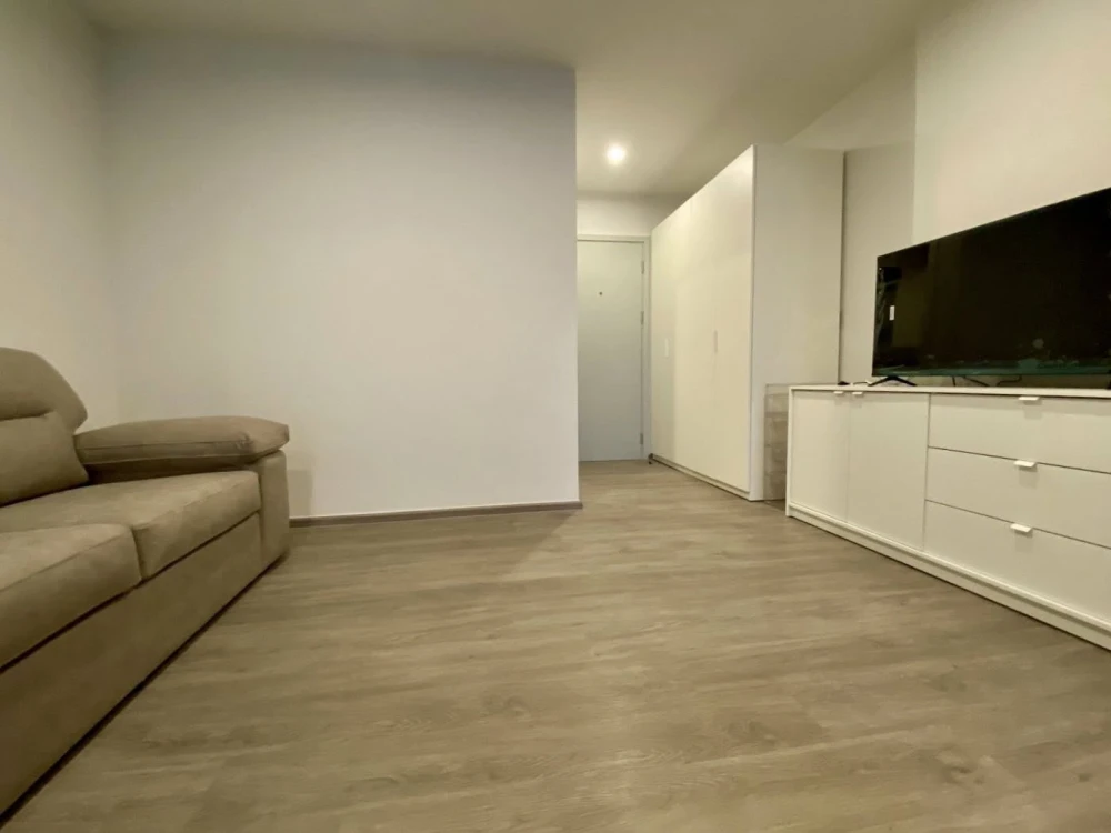 ให้เช่า Condo Regent Home Bangna ชั้น 25 วิวนอก วิวโล่ง ทิศตะวันออก ไม่ร้อนแดดบ่าย ลมดี จองเลย