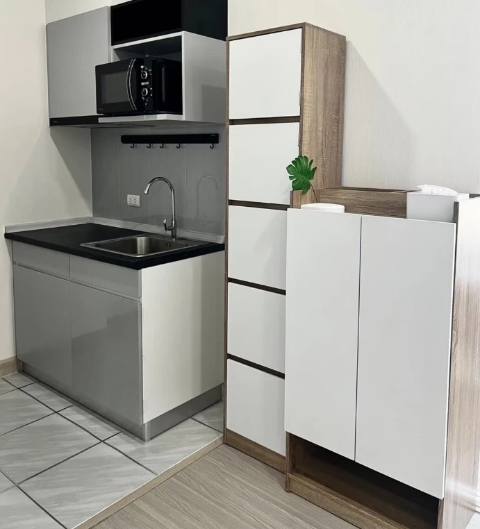 Condo for rent: Supalai Loft Sathorn - Ratchapruek. Minimalist style, earth tones (white), fully furnished, ready to move in. Great view and excellent