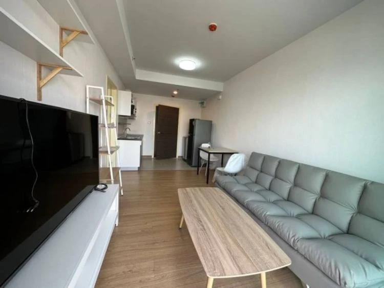 Condo for rent Supalai Mare Pattaya, ready to move in, fully furnished, high floor, hurry and reserve now!