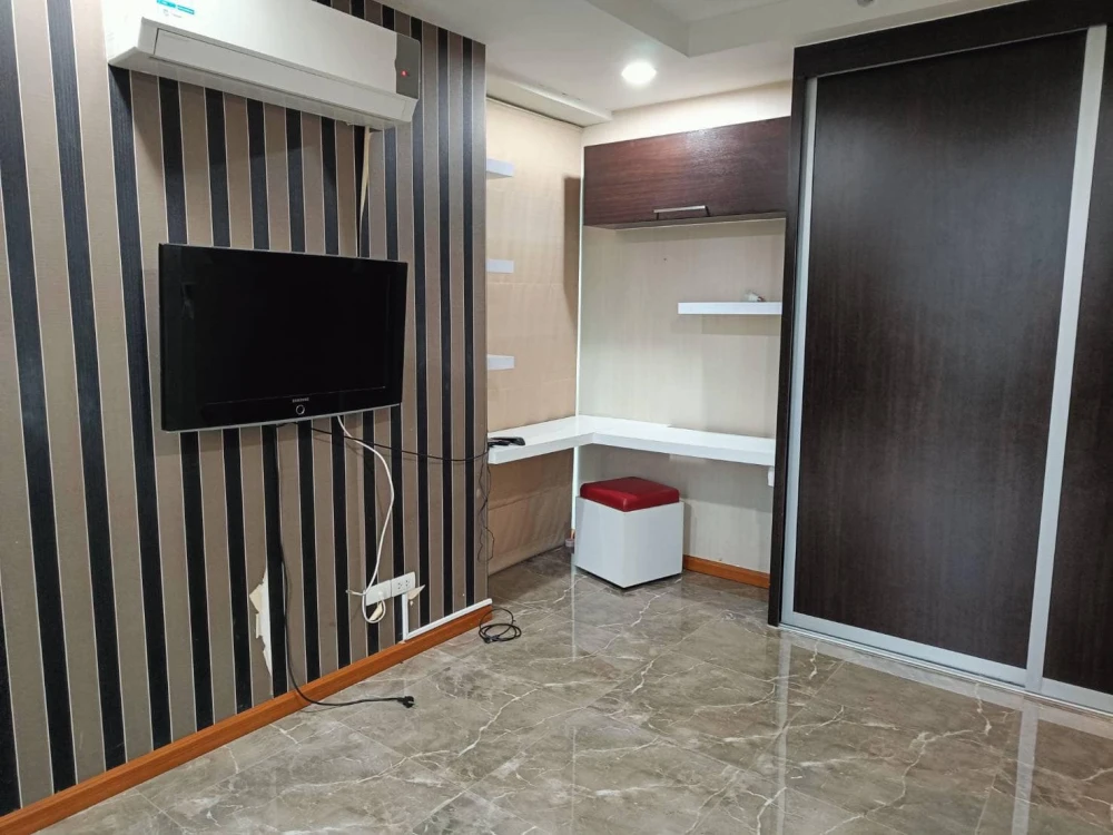 ให้เช่า Condo The Line Phahonyothin Park ห้องกว้างขวาง ติดวอลเปเปอร์อย่างดี ไม่จองแล้วจะเสียดาย