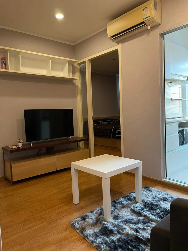 Condo for rent U Delight @ Onnut Station, a nice room with complete facilities. You must hurry to reserve it.