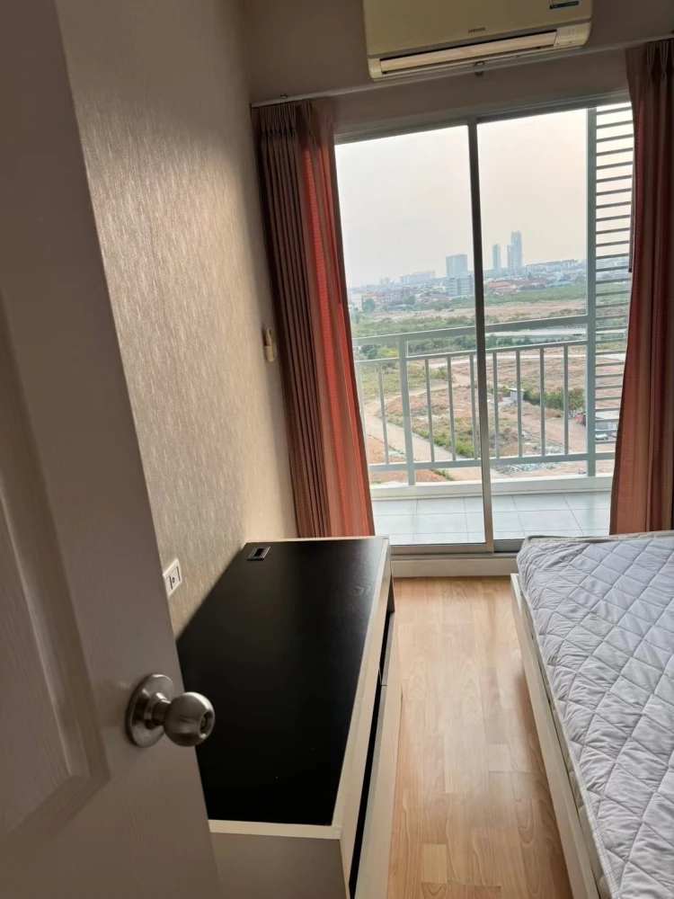 For rent Condo Unicca Pattaya, spacious room, lots of space, comes with complete electrical appliances, don't miss it.