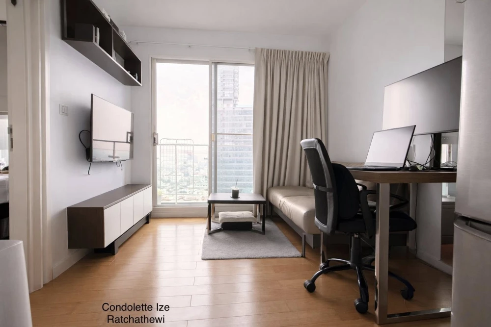 CondoLette Ize Ratchatewi for rent: 1 bedroom, 1 bathroom, fully furnished and equipped with appliances. Book now!
