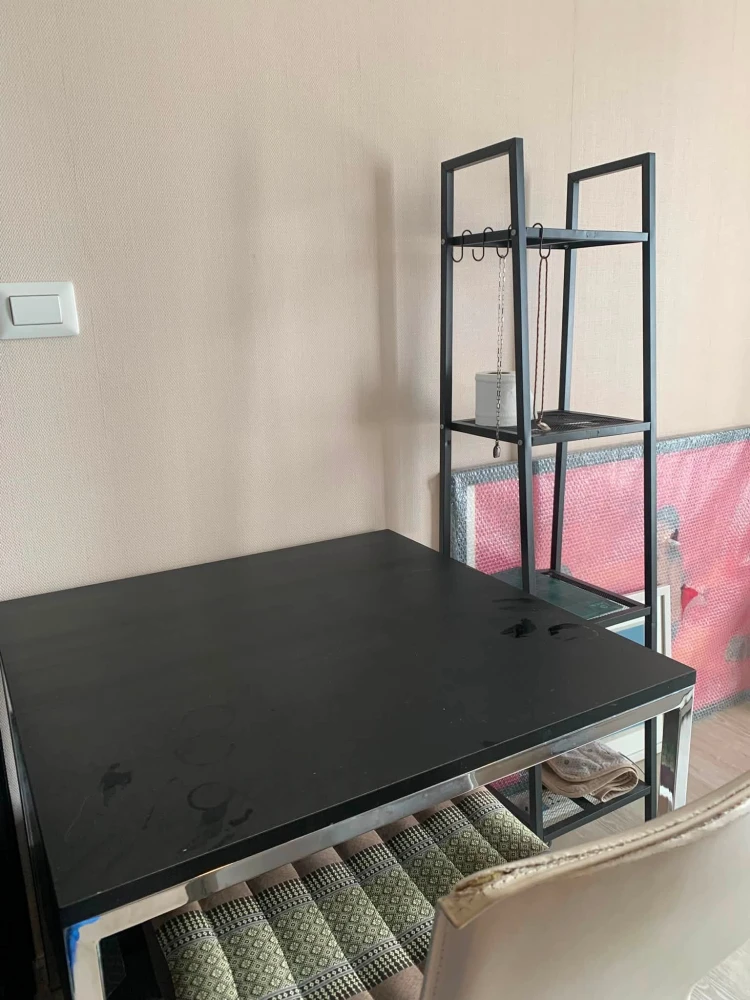 Condolette Midst for rent. Fully furnished and equipped with appliances. Just bring your personal belongings and move in! Don't miss out!