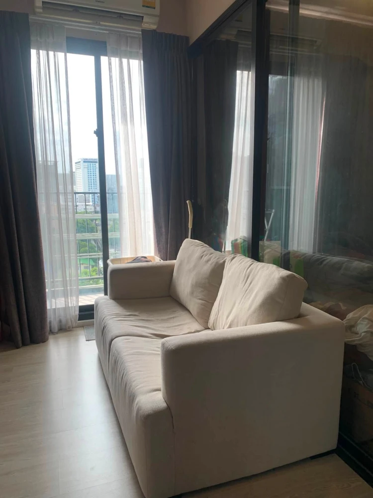 Condolette Midst for rent. Fully furnished and equipped with appliances. Just bring your personal belongings and move in! Don't miss out!