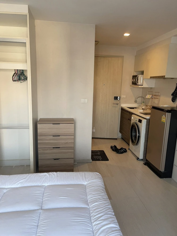 Condolette Pixel Sathorn for rent, studio room, fully furnished and equipped with electrical appliances, just bring your bags and move in.