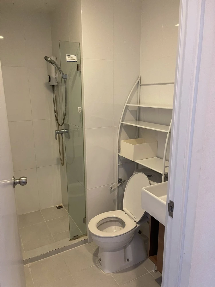 Condolette Pixel Sathorn for rent, studio room, fully furnished and equipped with electrical appliances, just bring your bags and move in.
