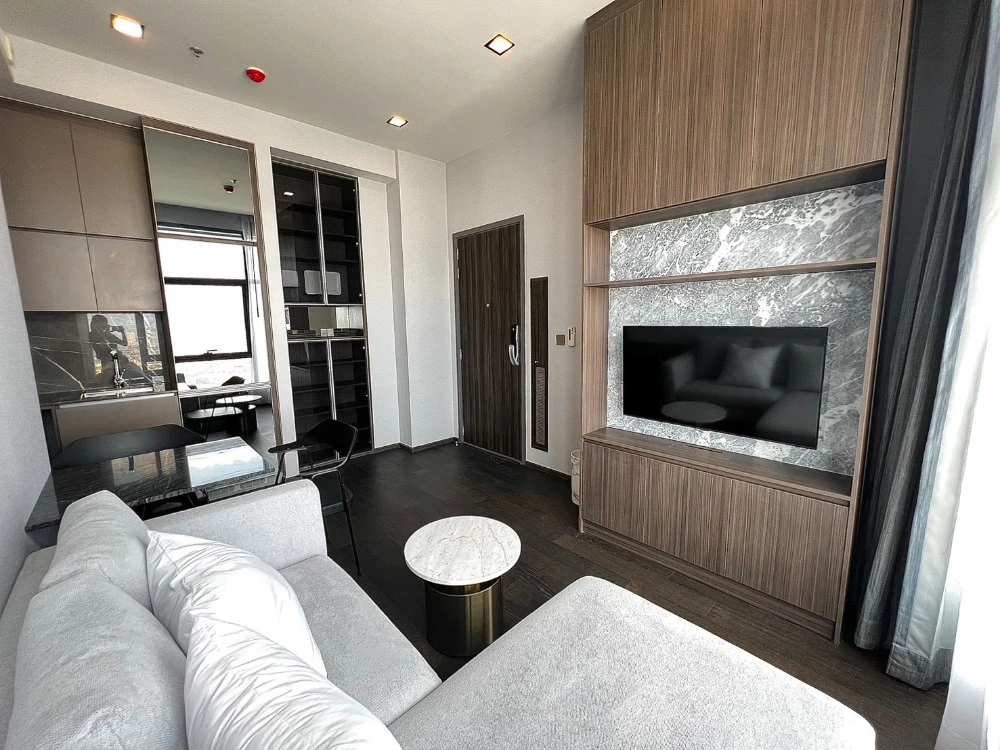 Condor Ratchathewi for rent, 33rd floor, fully furnished, very livable. Book now! (Quickly!)