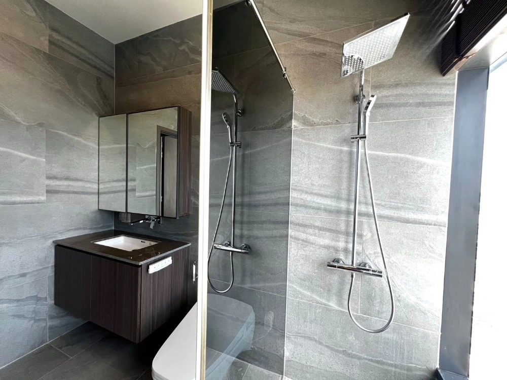 Condor Ratchathewi for rent, 33rd floor, fully furnished, very livable. Book now! (Quickly!)